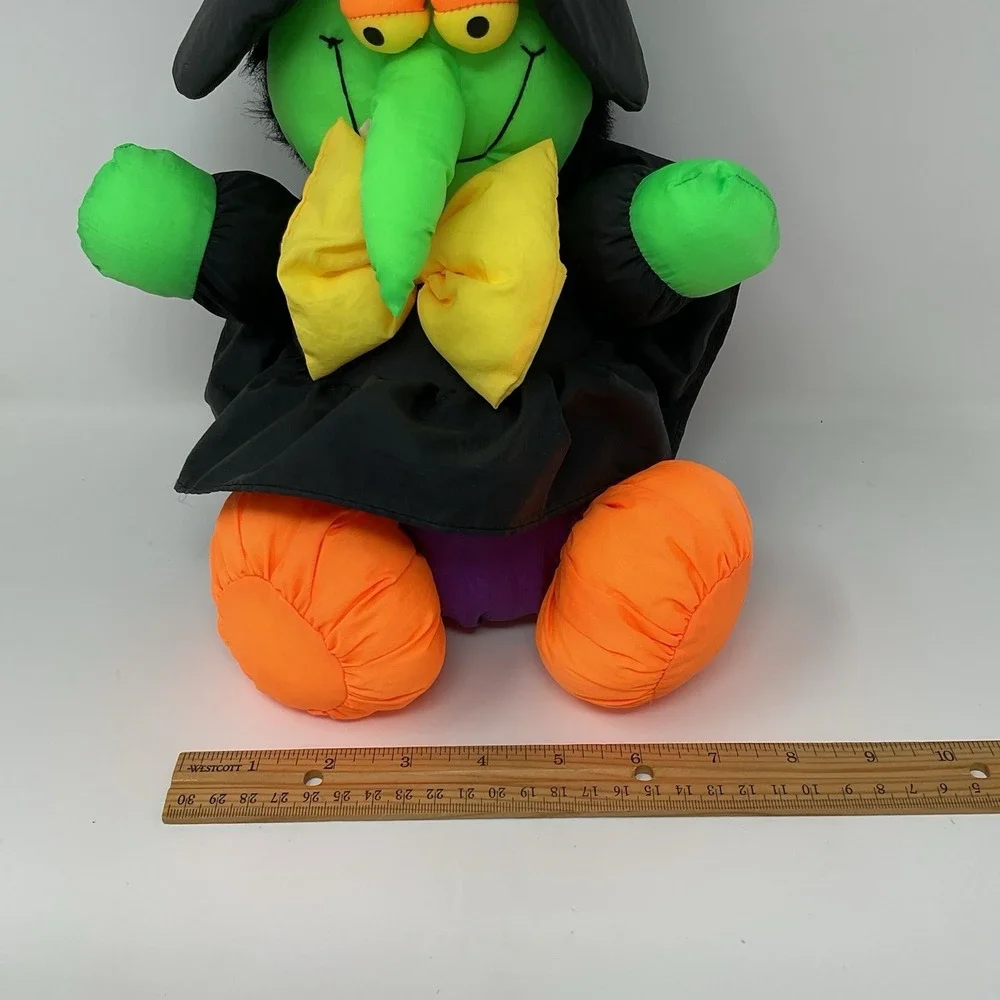 TB Trading Snaggle Tooth Witch Halloween‎ Stuffed Plush Nylon Vintage